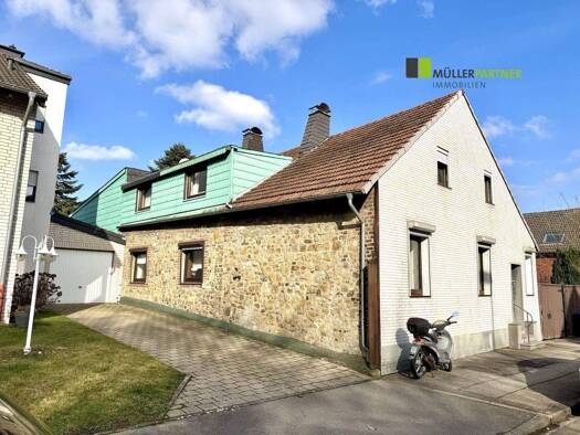 Einfamilienhaus zum Kauf 199.950 € 11 Zimmer 235 m² 565 m² Grundstück Röhe Eschweiler 52249