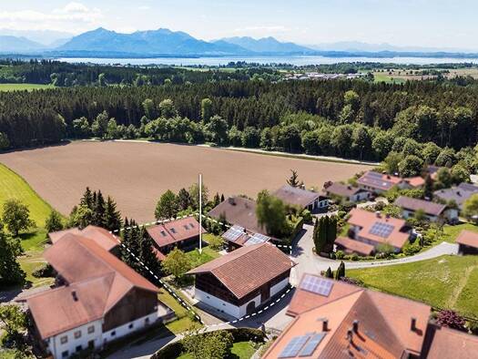 Einfamilienhaus zum Kauf 2.590.000 € 8,5 Zimmer 355,4 m² 2.026 m² Grundstück Siedenberg Chieming 83339