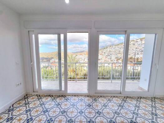 Villa zum Kauf 350.000 € 5 Zimmer 248 m² Cómpeta 29754