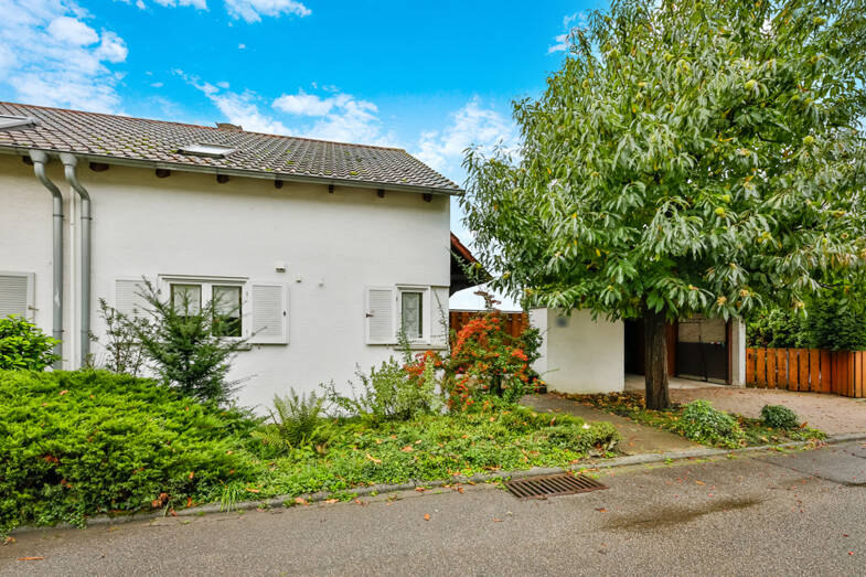 Doppelhaushälfte zum Kauf 459.000 € 4,5 Zimmer 150 m² 453 m² Grundstück Singen Remchingen-Singen 75196