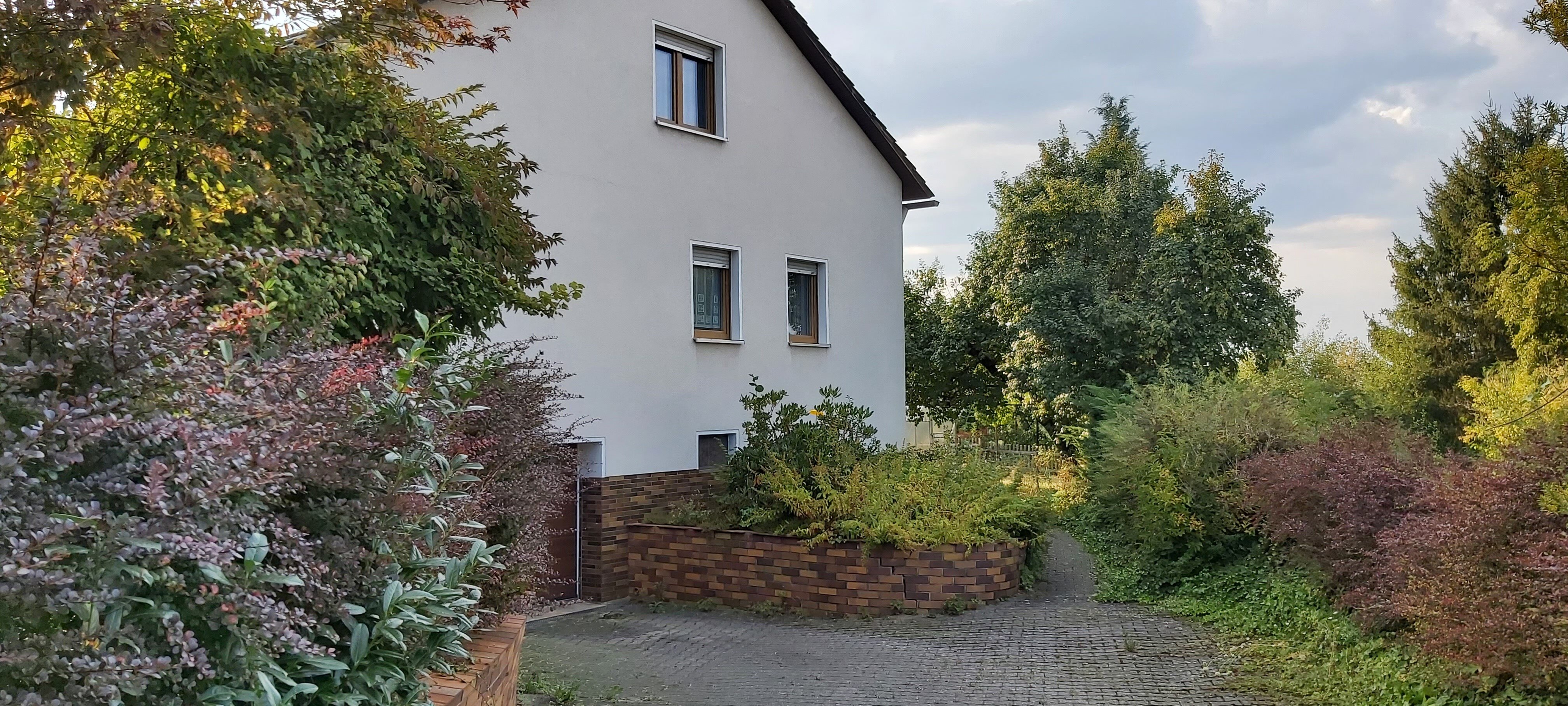 Einfamilienhaus zum Kauf 330.000 € 7 Zimmer 153 m²<br/>Wohnfläche 878 m²<br/>Grundstück ab sofort<br/>Verfügbarkeit Schlicht Vilseck 92249