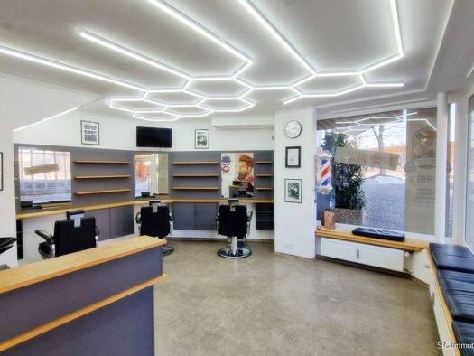 Laden zur Miete 900 € Traunstein 83278