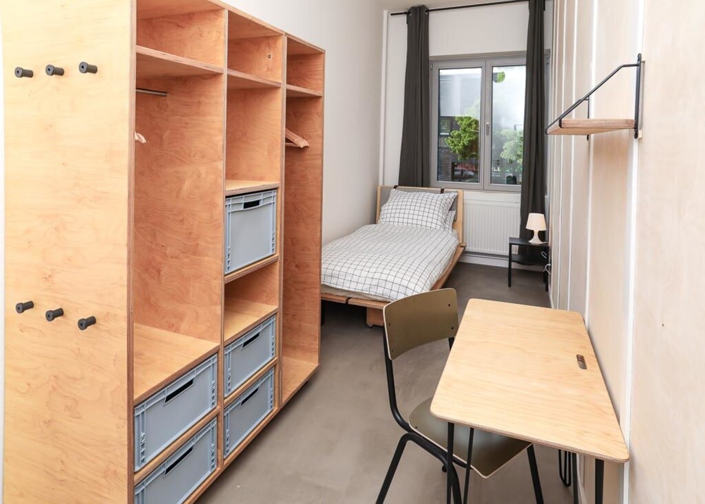 Wohnung zur Miete Wohnen auf Zeit 735 € 5 Zimmer 10,7 m²<br/>Wohnfläche 04.11.2024<br/>Verfügbarkeit Müllerstraße 55A Wedding Berlin 13349