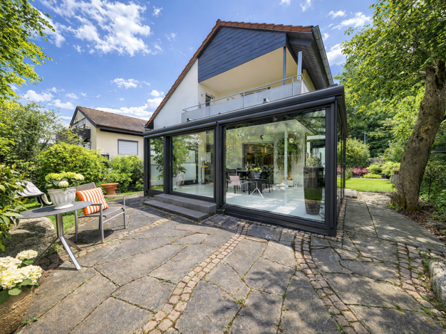 Einfamilienhaus zum Kauf 949.000 € 8,5 Zimmer 206 m² 594 m² Grundstück frei ab 01.10.2026 Böblingen 71032