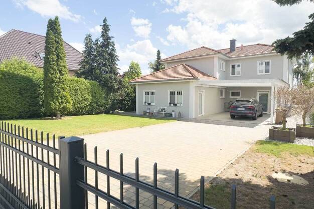 Einfamilienhaus zum Kauf provisionsfrei 890.000 € 6,5 Zimmer 227,1 m² 1.240 m² Grundstück Neu Lindenberg Ahrensfelde 16356