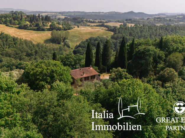Bauernhaus zum Kauf 740.000 € 11 Zimmer 244 m² 136.000 m² Grundstück Torrita di Siena 53049