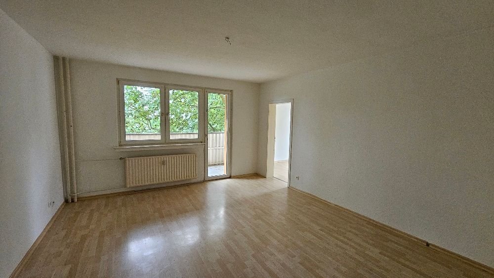 Wohnung zur Miete 499 € 3 Zimmer 75 m²<br/>Wohnfläche 2.<br/>Geschoss 01.11.2024<br/>Verfügbarkeit Miesheimer Weg 1 Wörthsiedlung Düren 52351