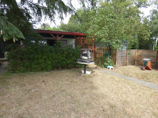 Bungalow zum Kauf 15.000 € 2 Zimmer 24 m² 1.100 m² Grundstück frei ab sofort Genzkow 17099