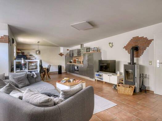 Wohnung zum Kauf 138.000 € 2 Zimmer 62,7 m² 1. Geschoss Weichendorf Memmelsdorf 96117