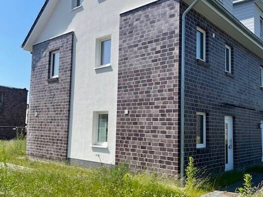 Doppelhaushälfte zum Kauf - Erstbezug 379.900 € 4,5 Zimmer 108 m² 250 m² Grundstück Bad Bramstedt 24576