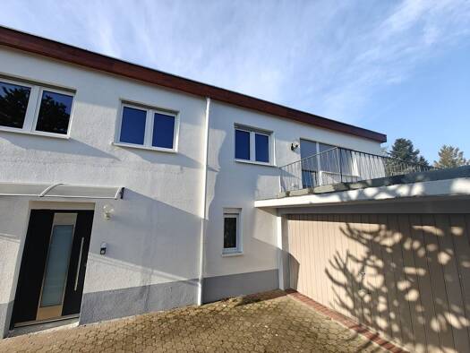 Doppelhaushälfte zur Miete 1.650 € 4 Zimmer 148 m² 216 m² Grundstück frei ab 01.03.2026 Forchheim Rheinstetten 76287