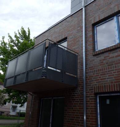 Wohnung zur Miete 900 € 3 Zimmer 77 m² Geschoss 1/2 frei ab 01.08.2025 Boizenburg Boizenburg/Elbe 19258