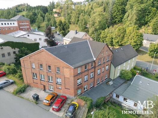 Mehrfamilienhaus zum Kauf als Kapitalanlage geeignet 329.000 € 500 m² 1.300 m² Grundstück Stützengrüner Straße 2 Schönheide 08304