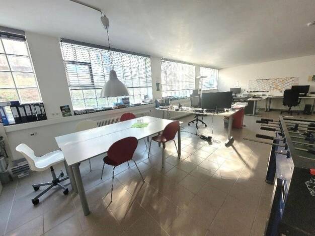 Bürofläche zur Miete provisionsfrei 700 € 85 m² Bürofläche Ost Stuttgart 70186