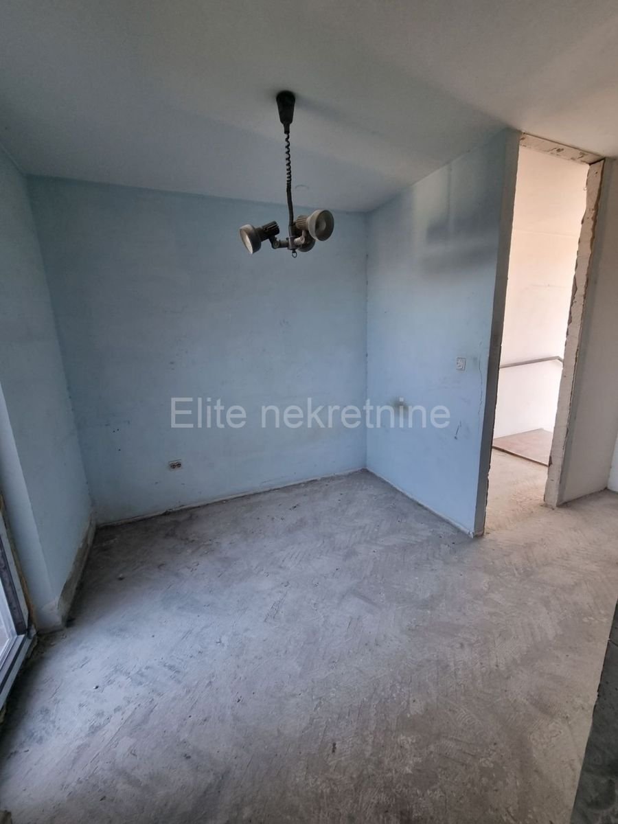 Wohnung zum Kauf 343.000 € 4 Zimmer 111 m²<br/>Wohnfläche 4.<br/>Geschoss Pula