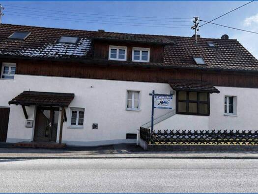 Mehrfamilienhaus zum Kauf 539.000 € 7 Zimmer 300 m² 1.792 m² Grundstück Zoznegg Mühlingen / Zoznegg 78357