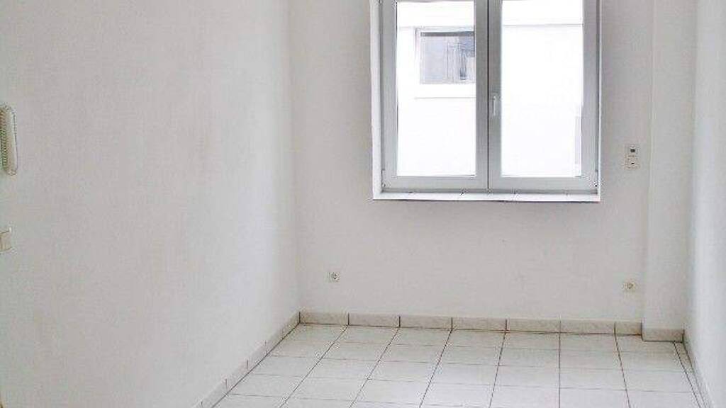 Bürofläche zur Miete 350 € 1 Zimmer 19 m² Bürofläche Seligenstadt 63500