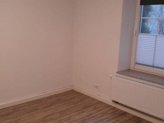 Wohnung zur Miete 420 € 2 Zimmer 69 m² 2 Geschosse frei ab sofort Kamenz 01917