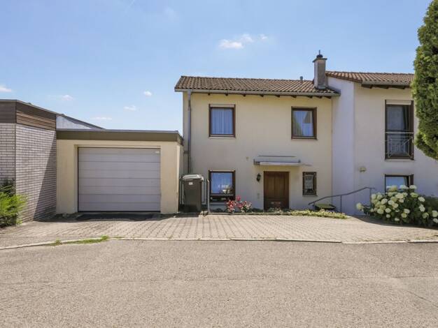 Reihenendhaus zum Kauf 350.000 € 6 Zimmer 115 m² 250 m² Grundstück Dürrmenz Mühlacker 75417