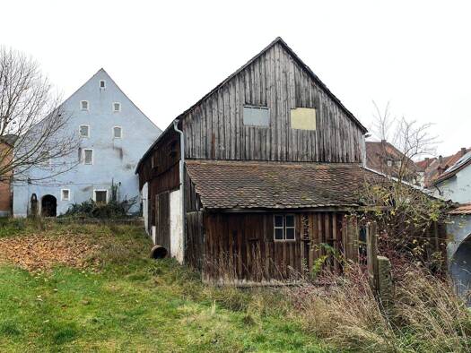 Bauernhaus zum Kauf 195.000 € 6 Zimmer 200 m² 1.527 m² Grundstück Luhe Luhe-Wildenau 92706