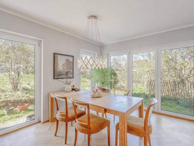 Einfamilienhaus zum Kauf 550.000 € 4 Zimmer 106 m² 1.560 m² Grundstück frei ab sofort Liegau-Augustusbad Radeberg 01454