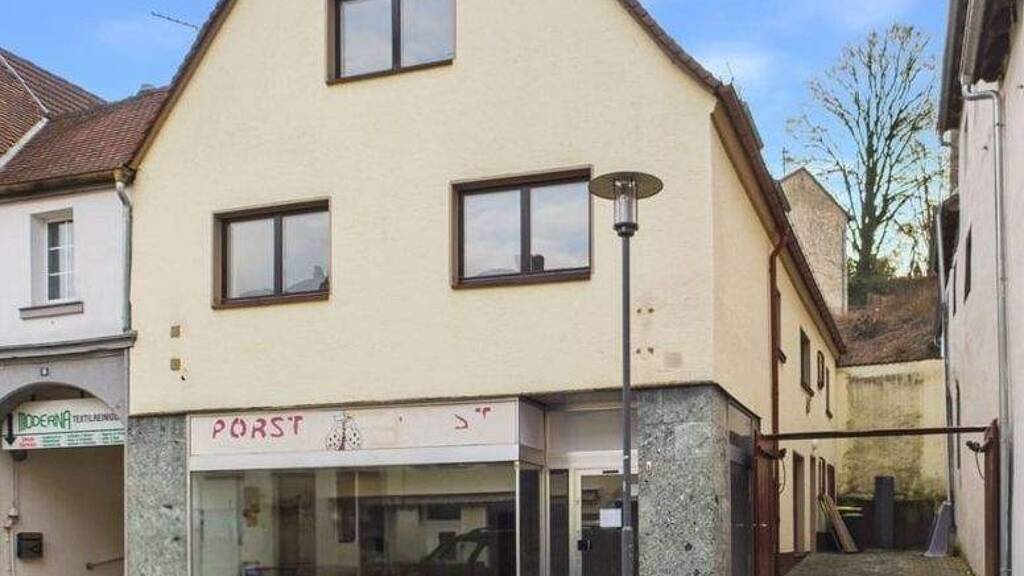 Haus zum Kauf 259.000 € 6 Zimmer 170 m² 180 m² Grundstück Ottweiler 66564