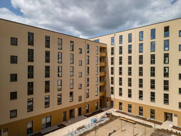 Wohnung zur Miete nur mit Wohnberechtigungsschein 566 € 2 Zimmer 49,2 m² 6. Geschoss frei ab sofort Straße 67 Tegel Reinickendorf 13599