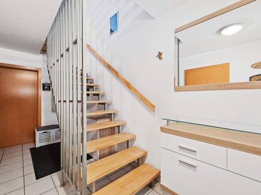 Reihenmittelhaus zum Kauf 549.000 € 5,5 Zimmer 160 m² 595 m² Grundstück Kuppingen Herrenberg 71083