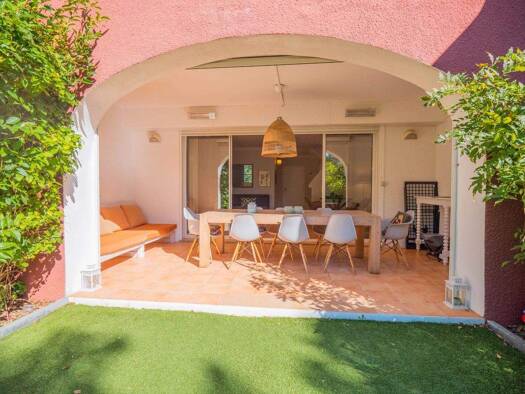 Villa zum Kauf provisionsfrei 670.000 € 4 Zimmer 82 m² Grimaud 83310
