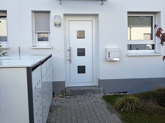 Reihenhaus zum Kauf provisionsfrei 650.000 € 5 Zimmer 145 m² 118 m² Grundstück Cadolzburg 90556