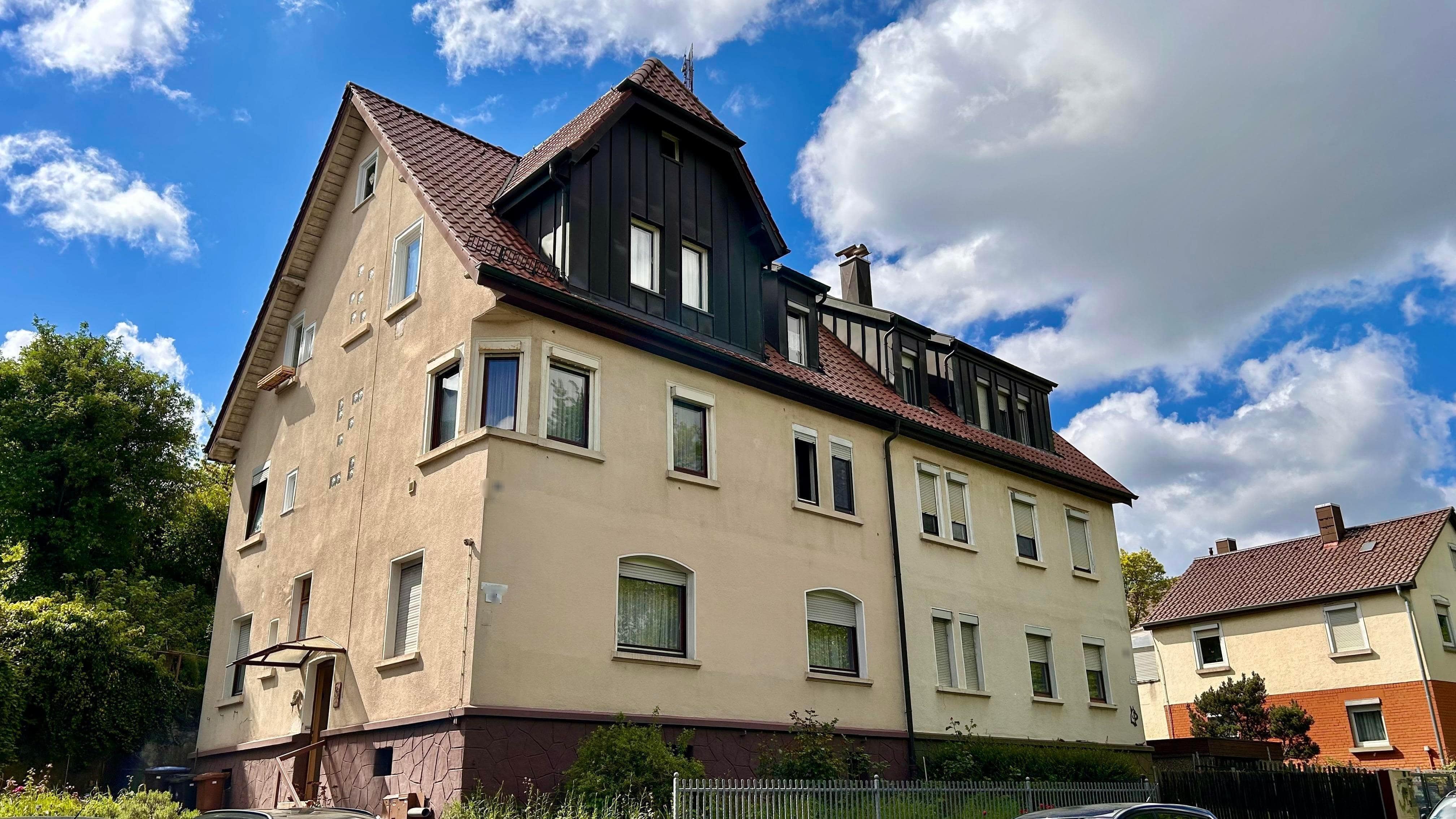 Mehrfamilienhaus zum Kauf 449.000 € 9 Zimmer 210 m²<br/>Wohnfläche 431 m²<br/>Grundstück Neckargartach - Süd Heilbronn 74078