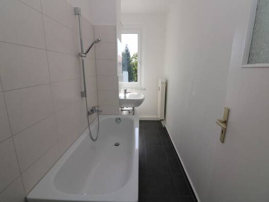Wohnung zur Miete 309 € 2 Zimmer 45,6 m² 3. Geschoss Franz-Kögler-Ring 14 Freiberg Freiberg 09599