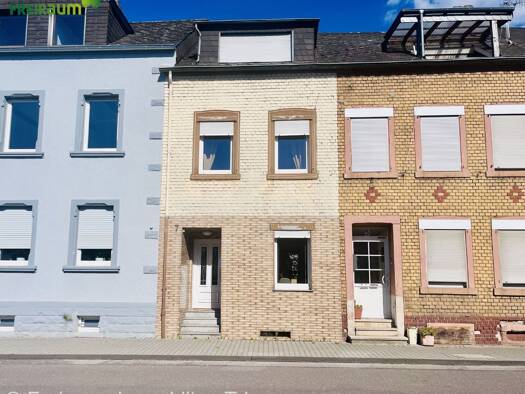Reihenmittelhaus zum Kauf 239.500 € 4 Zimmer 80 m² 114 m² Grundstück frei ab 01.10.2026 Pfalzel Trier 54293