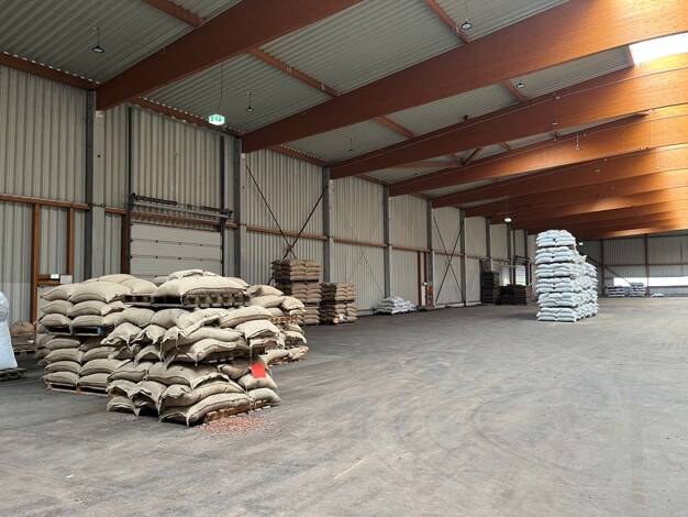 Lagerhalle zur Miete 6 € 3.500 m² Lagerfläche teilbar ab 3.500 m² Kleiner Grasbrook Hamburg 20457