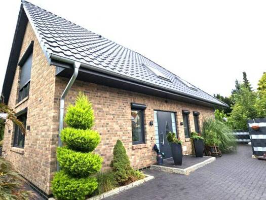 Einfamilienhaus zum Kauf provisionsfrei 6 Zimmer 304 m² 853 m² Grundstück Stickgras/Annenriede Delmenhorst 27749