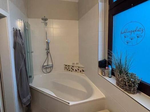 Wohnung zur Miete 1.300 € 5 Zimmer 115 m² Geschoss EG/3 frei ab 01.11.2025 Kray Essen 45307