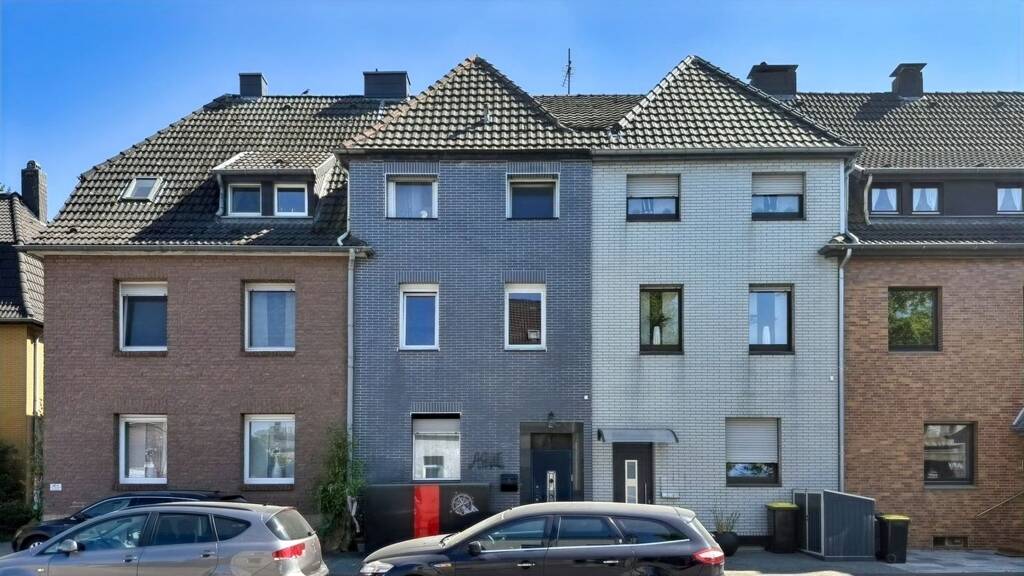 Reihenmittelhaus zum Kauf 259.000 € 6 Zimmer 132,3 m² 219 m² Grundstück frei ab sofort Geneicken Mönchengladbach 41238