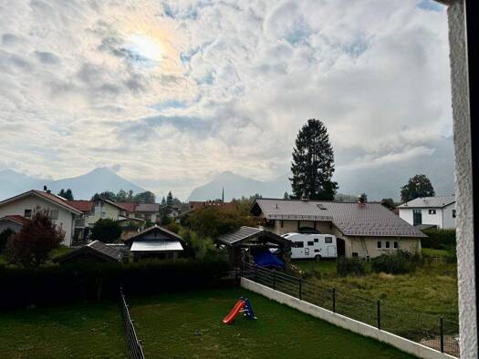 Doppelhaushälfte zur Miete 2.400 € 6 Zimmer 125 m² 270 m² Grundstück frei ab 01.12.2026 Brannenburg Brannenburg 83098