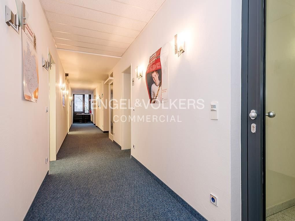 Büro-/Praxisfläche zur Miete 22 € 180 m²<br/>Bürofläche ab 180 m²<br/>Teilbarkeit Kreuzberg Berlin 10969