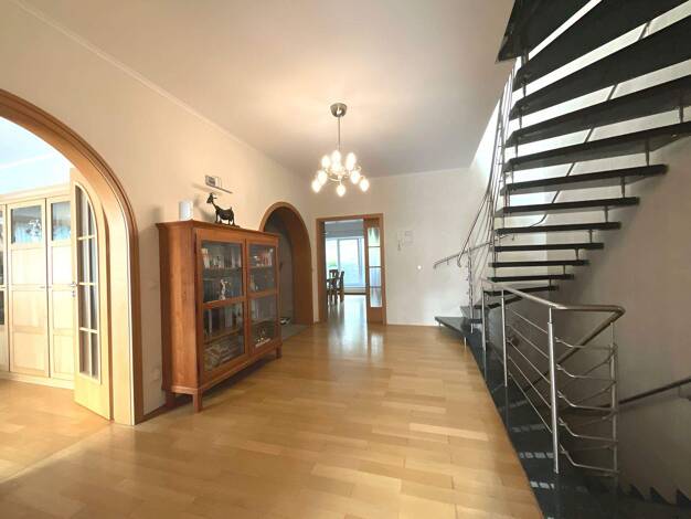 Einfamilienhaus zum Kauf 1.190.000 € 9 Zimmer 557 m² 3.588 m² Grundstück Elgershausen Schauenburg 34270
