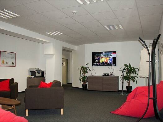 Büro zur Miete 8.142 € 17 Zimmer 747 m² Bürofläche Wien 1150