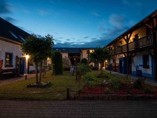 Hotel zum Kauf 1.750.000 € 20 Zimmer 1.215 m² Gastrofläche 10.231 m² Grundstück Schönewalde Sonnewalde 03249