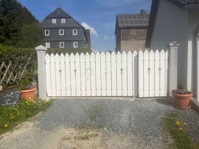 Haus zum Kauf provisionsfrei 655.000 € 9 Zimmer 145 m² 45.000 m² Grundstück Reichenbach 96358