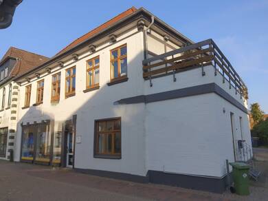 Wohn- und Geschäftshaus zum Kauf als Kapitalanlage geeignet 395.000 € 8 Zimmer 290 m² 600 m² Grundstück Meldorf 25704