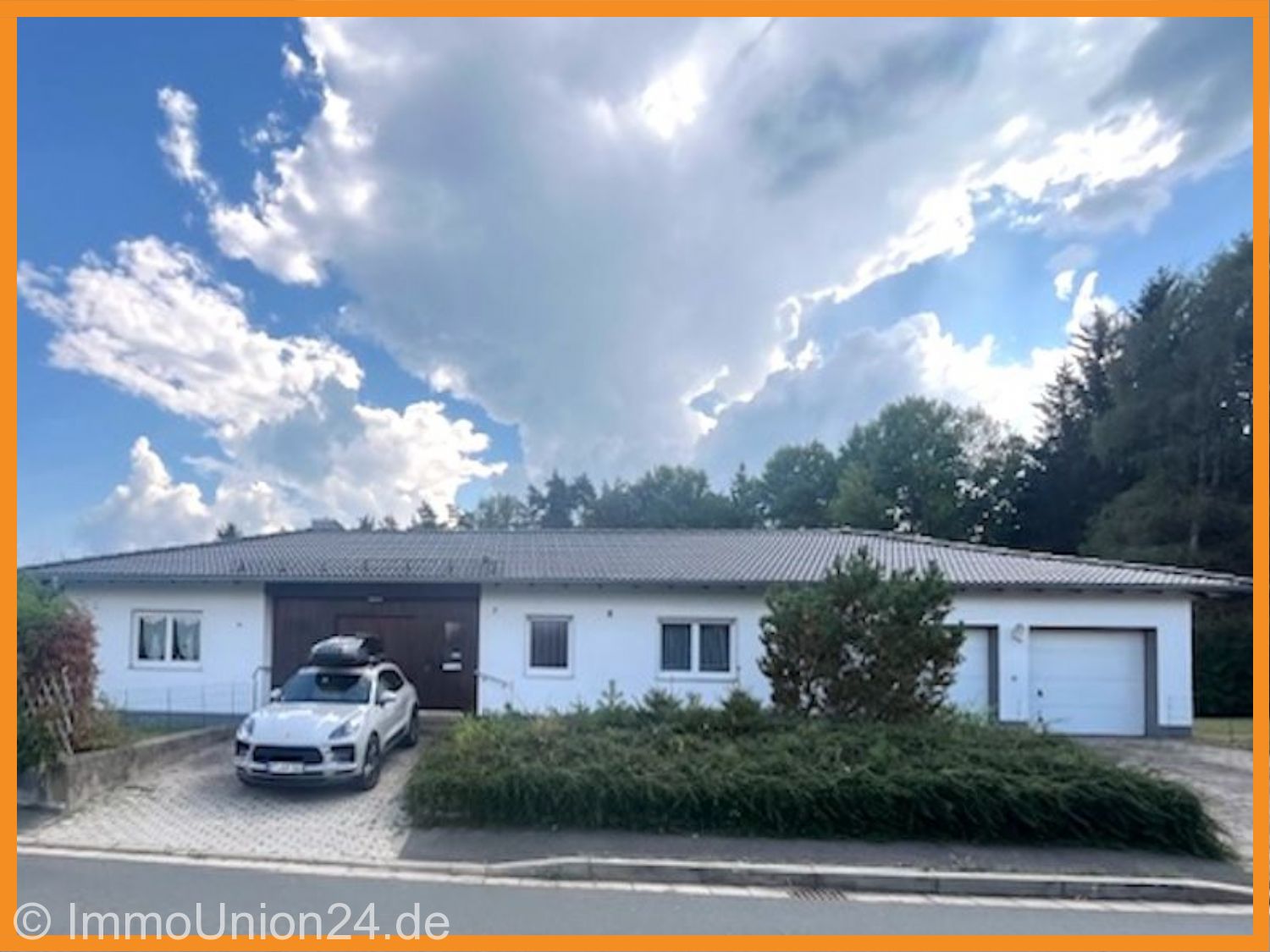 Bungalow zum Kauf 398.000 € 4,5 Zimmer 158 m²<br/>Wohnfläche 1.570 m²<br/>Grundstück ab sofort<br/>Verfügbarkeit Nemschenreuth Pegnitz 91257