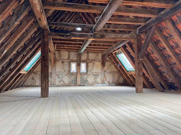 Einfamilienhaus zum Kauf 249.000 € 5 Zimmer 165 m² 374 m² Grundstück frei ab sofort Ziegeltorstraße 1 Untereisenheim Eisenheim 97247