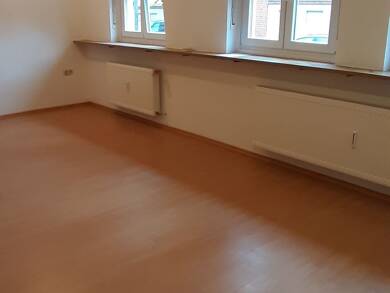 Wohnung zur Miete 700 € 3 Zimmer 78 m² EG Schützenstrasse Zirndorf Zirndorf 90513