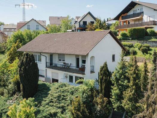 Mehrfamilienhaus zum Kauf 549.000 € 7,5 Zimmer 191 m² 981 m² Grundstück frei ab 01.02.2026 Kleinsteinbach Pfinztal 76327