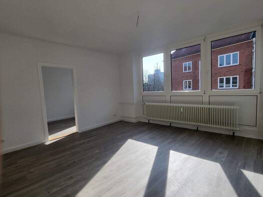 Wohnung zur Miete 699 € 3 Zimmer 63 m² 2. Geschoss frei ab sofort Knooper Weg 39 Exerzierplatz Kiel 24103
