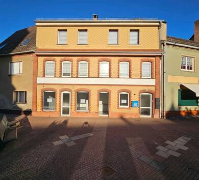 Verkaufsfläche zur Miete 500 € 2 Zimmer 48 m² Verkaufsfläche Am Markt 13 Sandersleben Sandersleben 06456